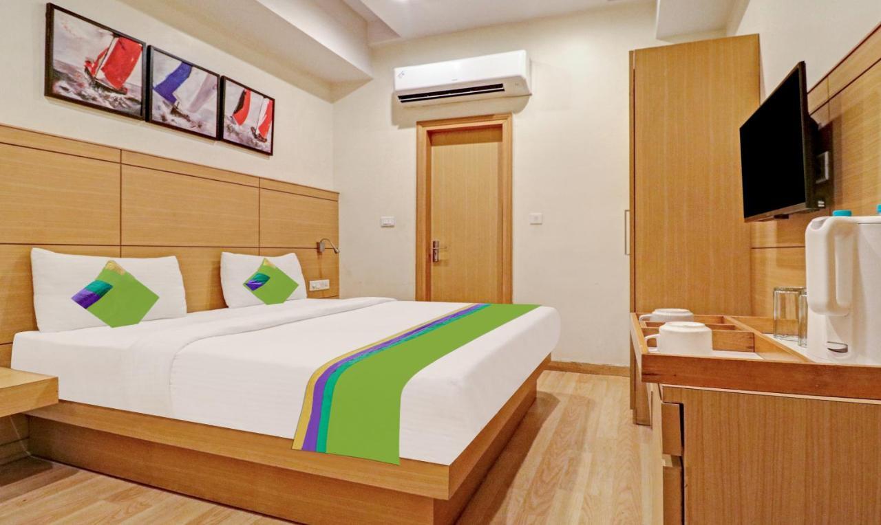 Treebo Galaxy Rooms Nova Deli Exterior foto